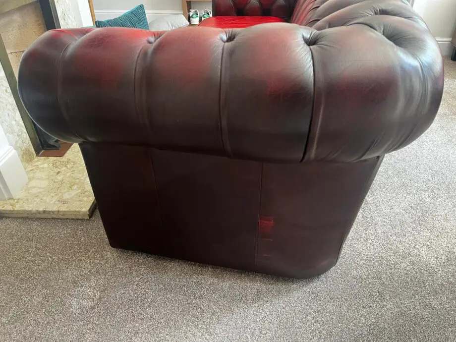 2 and 3 seater Chesterfield sofas in red leather