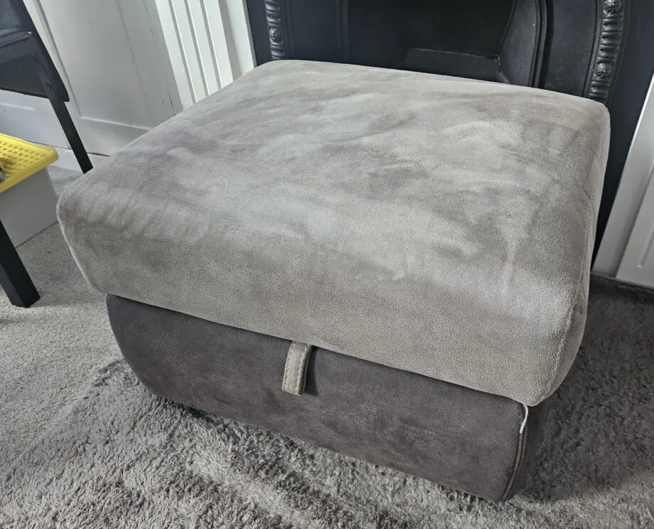 DFS 3st power recliner sofa