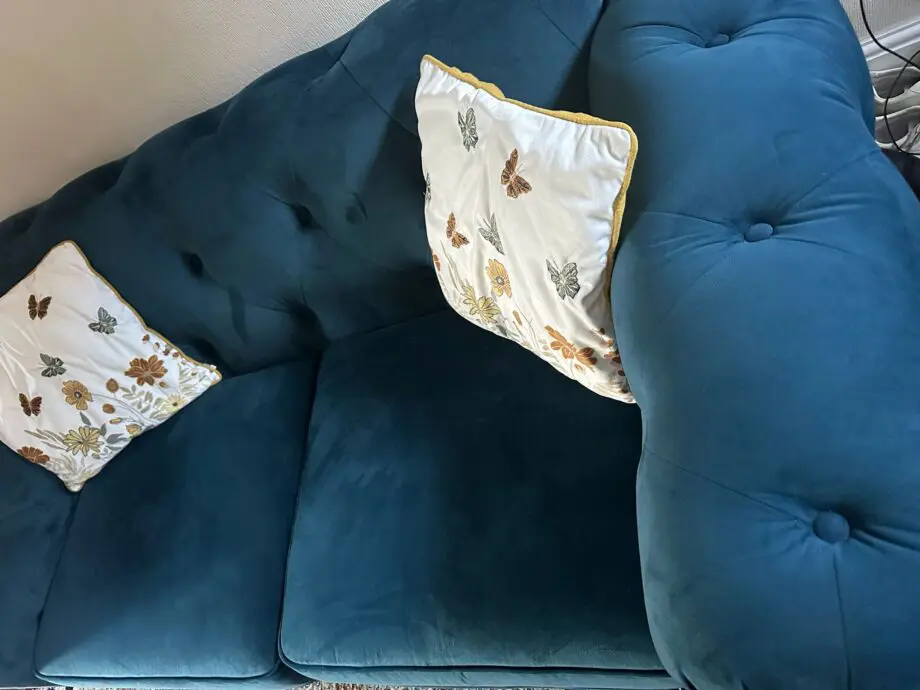 Belair Sofas Set, Immaculate - pet free + smoke free