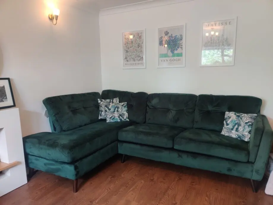 SCS Emerald Green Ferndale Corner Sofa with Snuggle Chair (Sofa set)