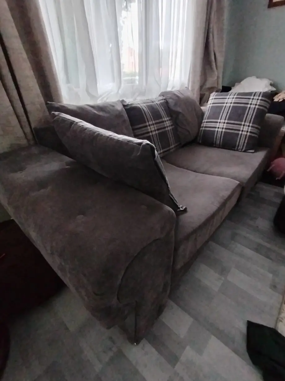 Lovely grey Chenille fabric 2 and 3 seater sofa set