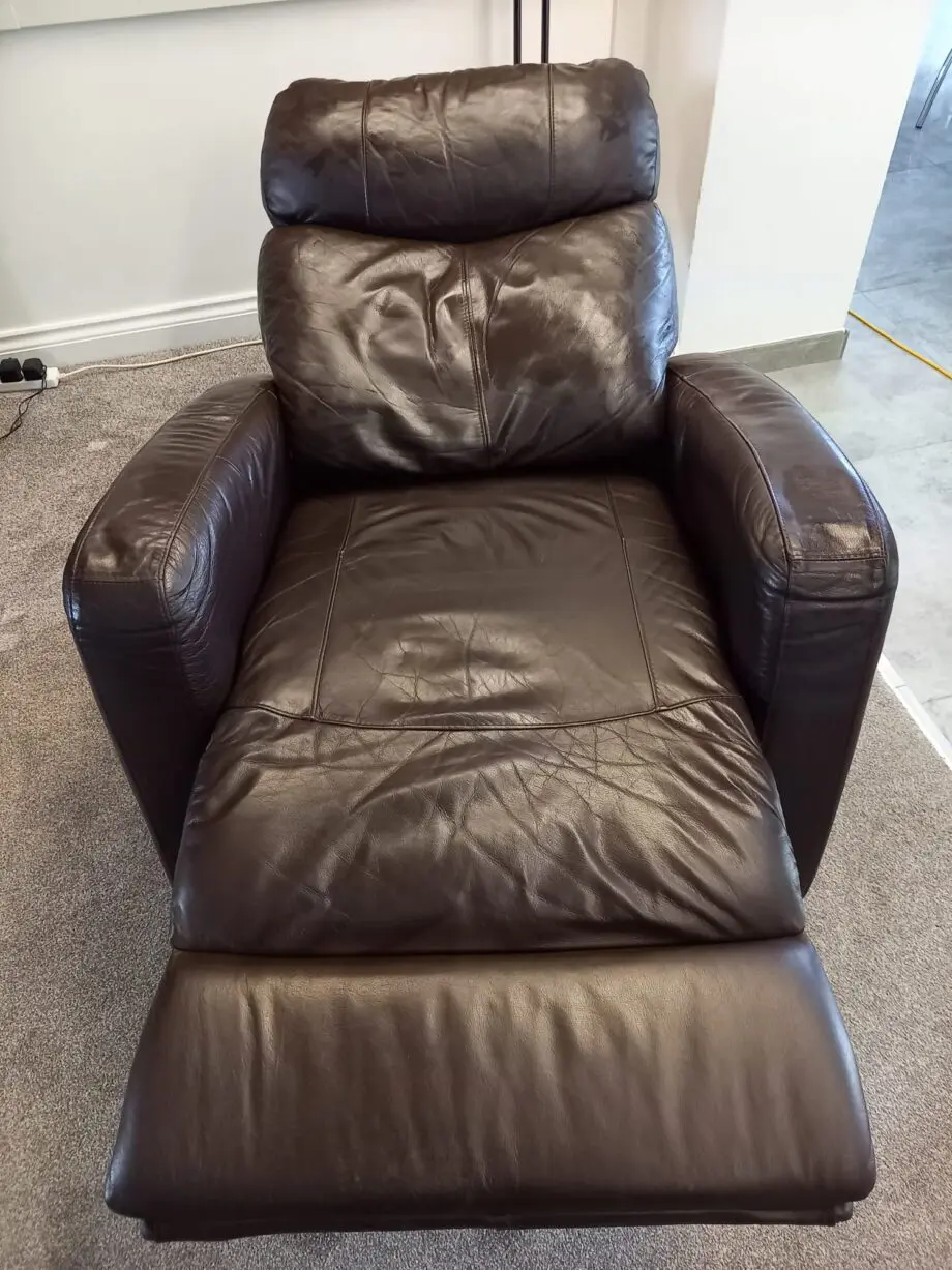 RECLINER ELECTRIC CHAIR