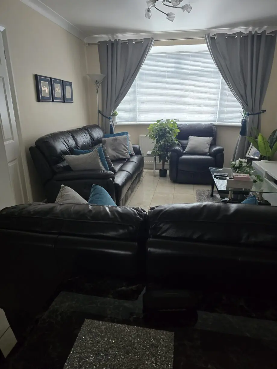 DFS dark brown 3 sets recliner sofa