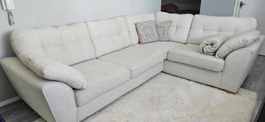 Winson Left Hand Facing 3 Seater Corner Quantity: 1 Colour: White
