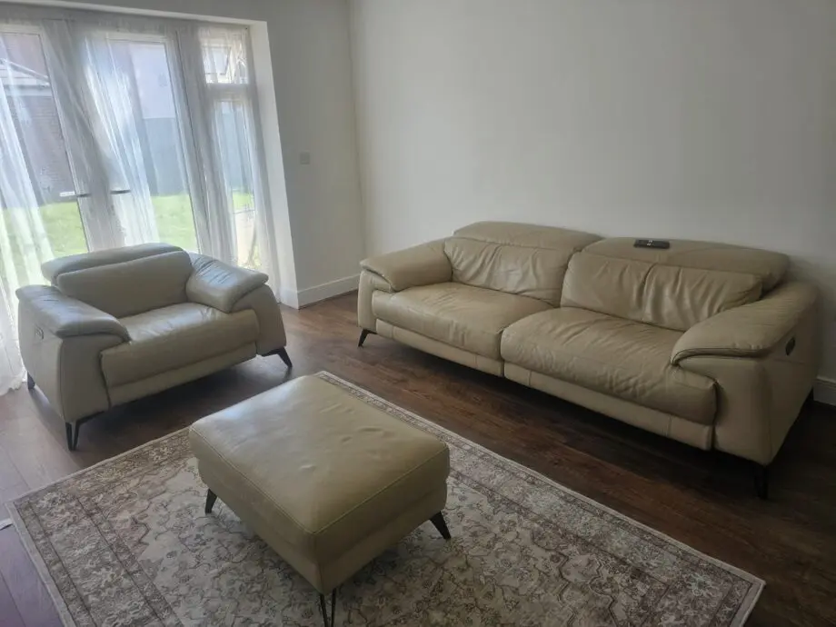 DFS SOFA SET, 3 SEATER, 2 SEATER,1 SEATER AND OTTOMAN