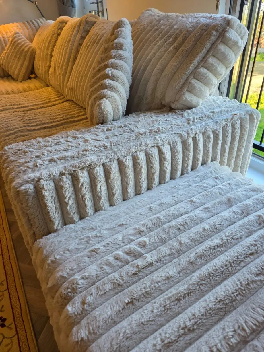 White/Cream 7 Seater Corner Sofa