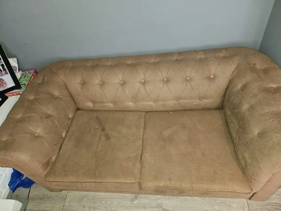 3 & 2 seater set from Winchester.