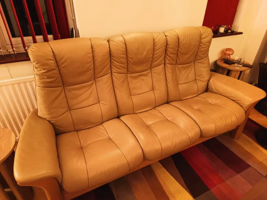 Stresses Windsor high back Paloma 3 seater sofa