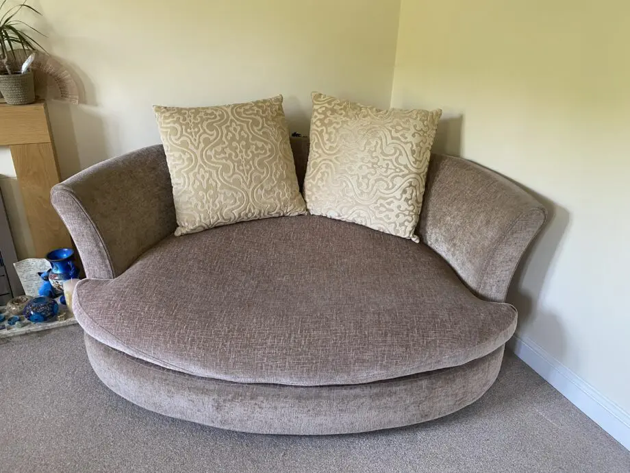 S-shaped sofa and love chair set