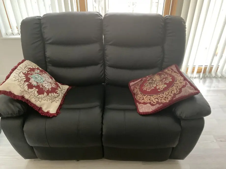 Roma Leather Recliner Sofa with Cupholders - 2 Seater Sofa - Black