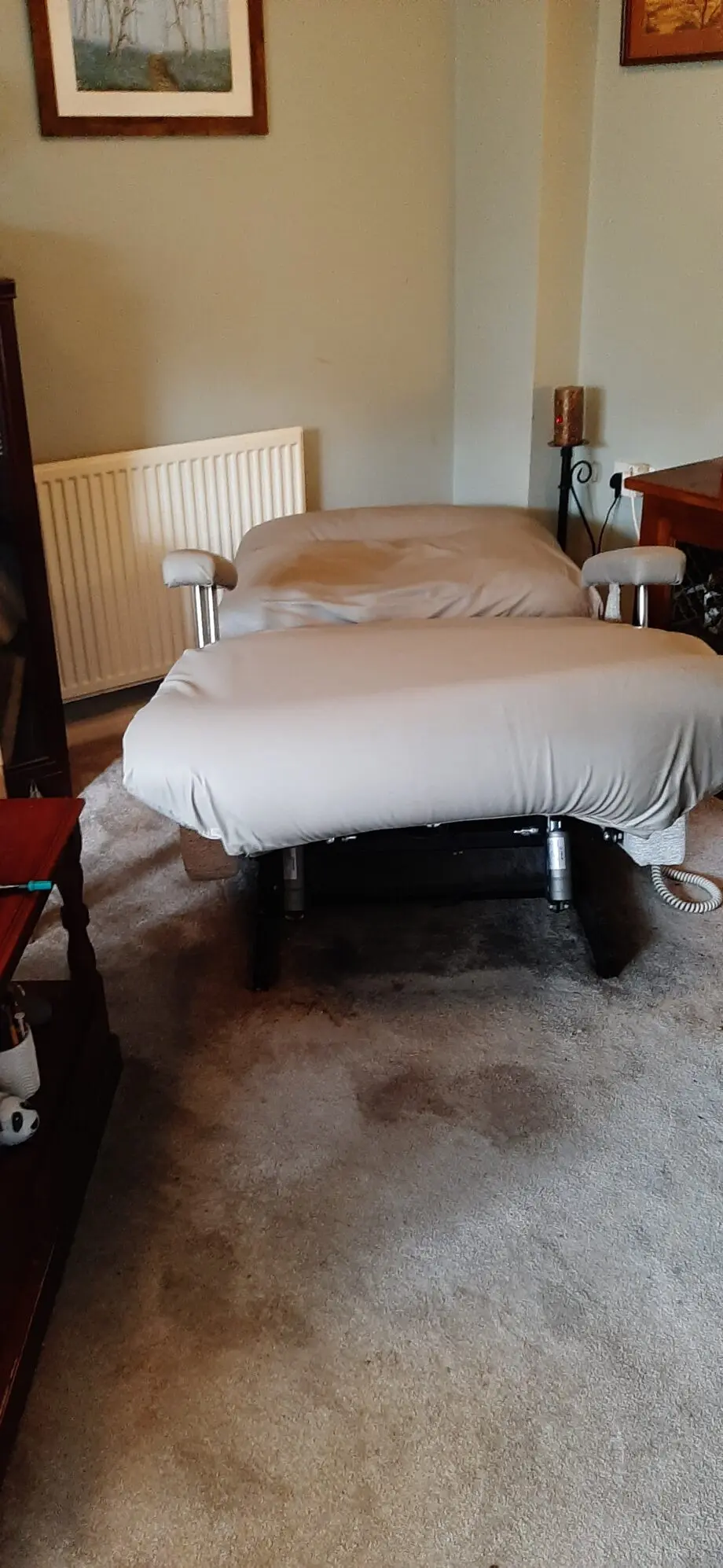 Laybrook, model Lincoln, mobility reclining chair/bed