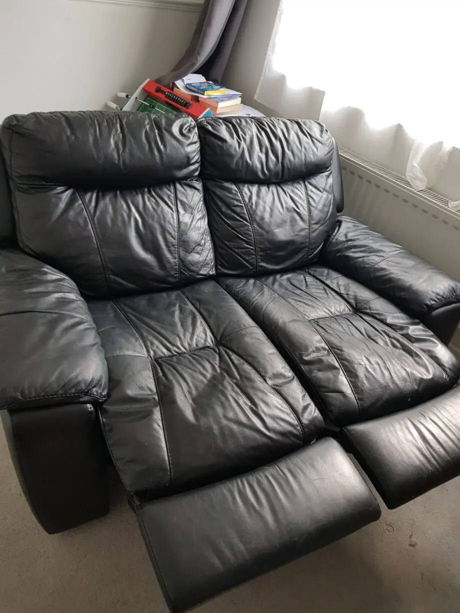 DFS TONE 2 STR POWER RECLINER LEATHER SOFA