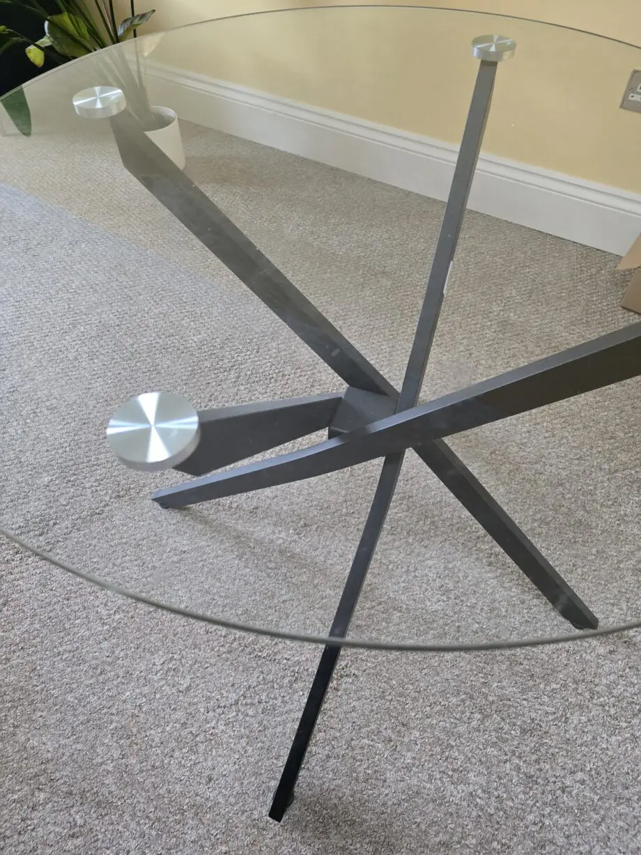 3x Velvet chairs + glass dining table