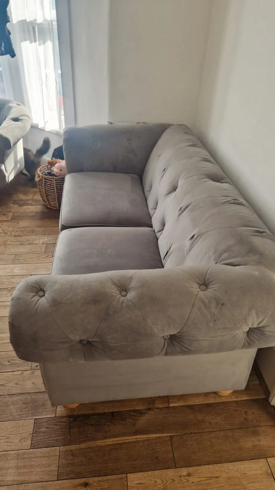 DFS Belair 3 seater chesterfield sofa + accent chair set