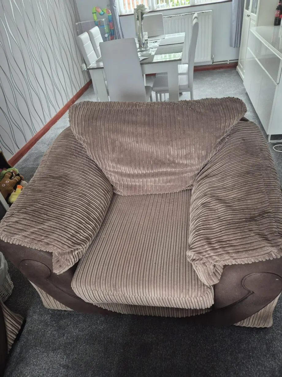 Dfs chair