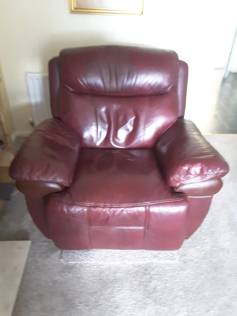 COURTS, Brussels 2Str. Sofa + Armchair + BARKERS, Athens powered recliner.