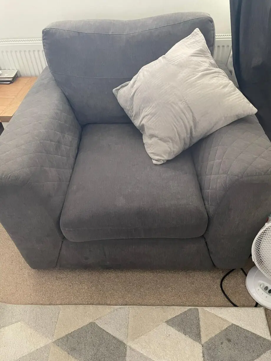 Chair /Arm Chair