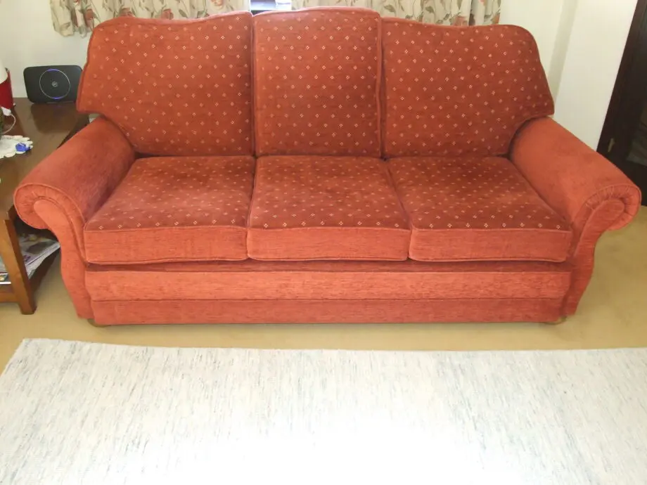 Dark red with gold motif 3 Seater sofa