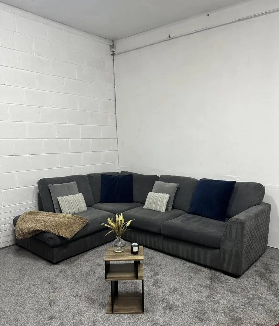 4x Settee L Shaped Corner Sofa for Sale ¬ High Back Sofa ¬ No Initial Deposit