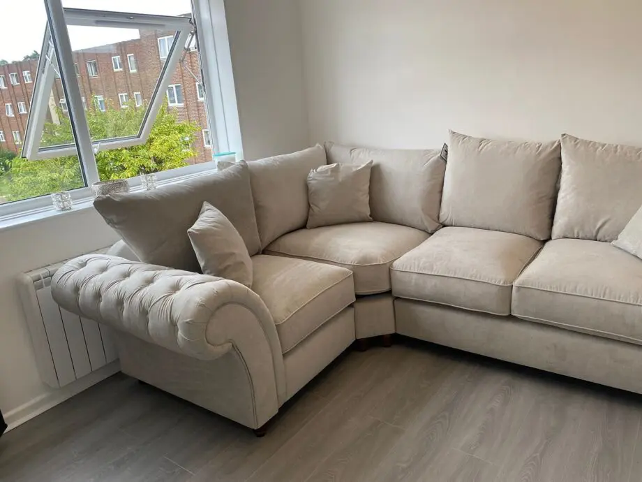 Windsor - 4x Settee Corner + Footstool Fullback - Sofa - Beige Colour