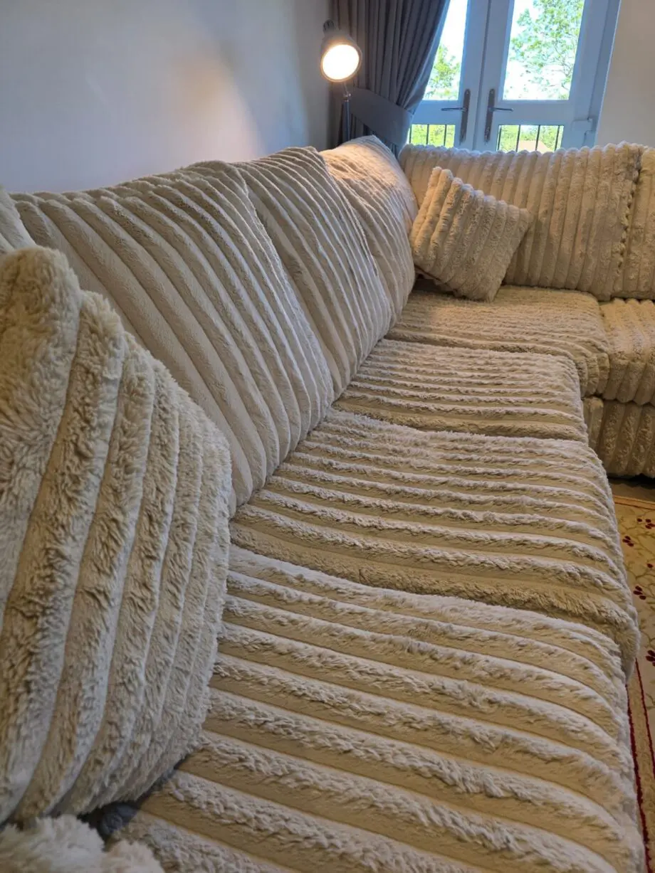 White/Cream 7 Seater Corner Sofa