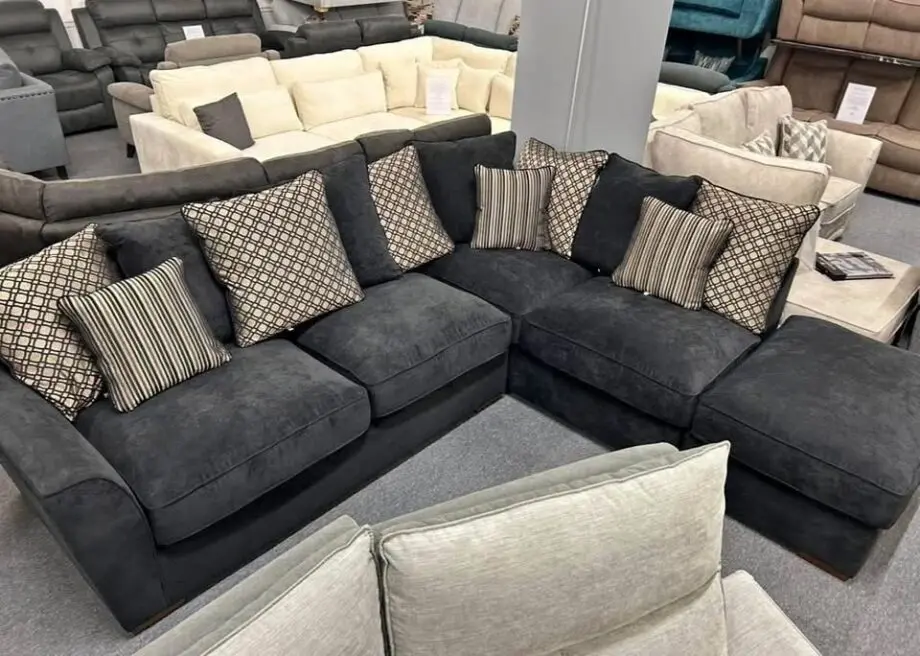 5 seater sofa for sale in Grey