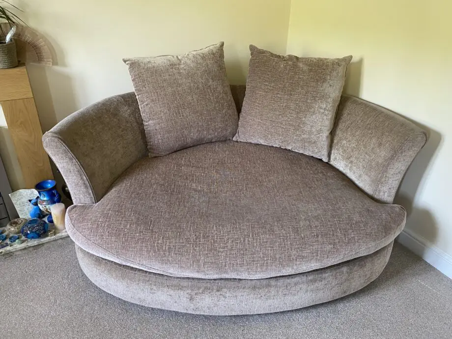 S-shaped sofa and love chair set