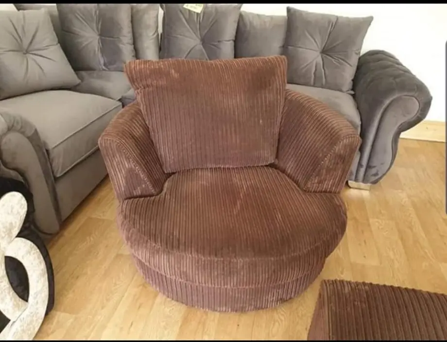 Arm Chair /Cuddle Chair