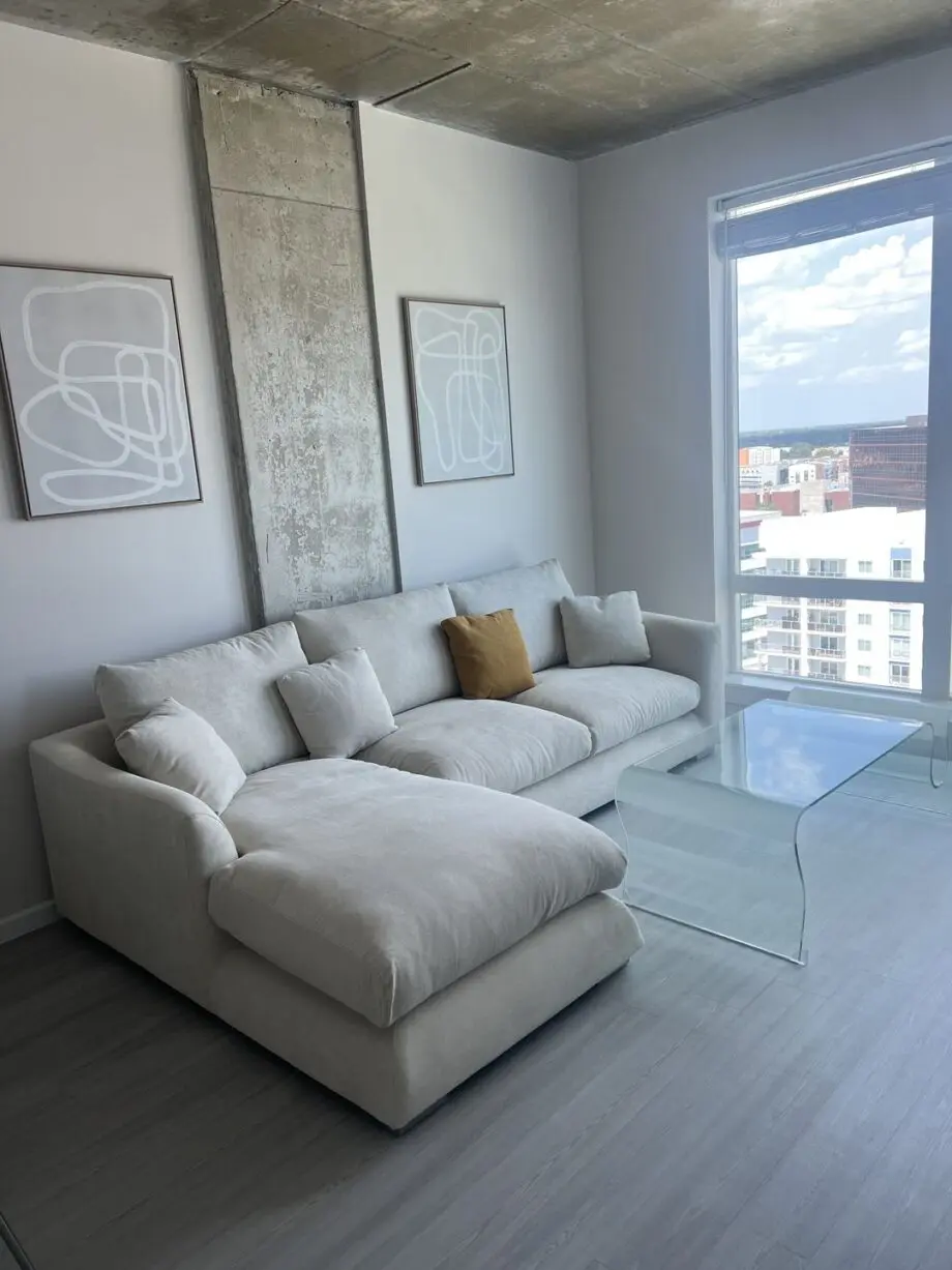 DFS Sofa ~ 4x Seater Full Back Cushions Corner Sofa For Sale