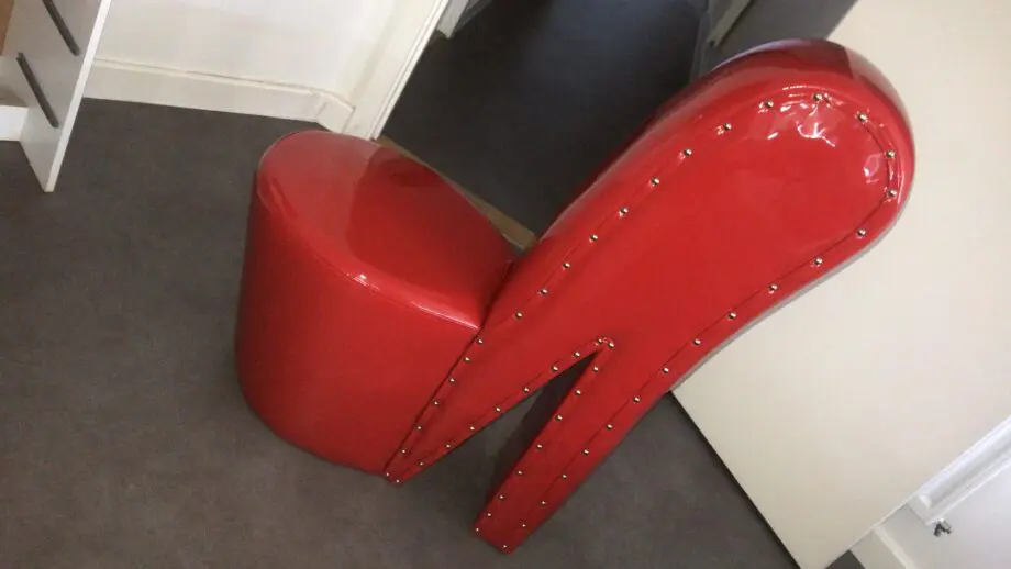 Red leather Shoe Chair
