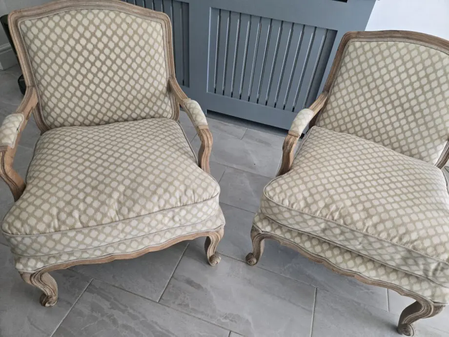 *Elegant French-Style Armchairs – Pair*