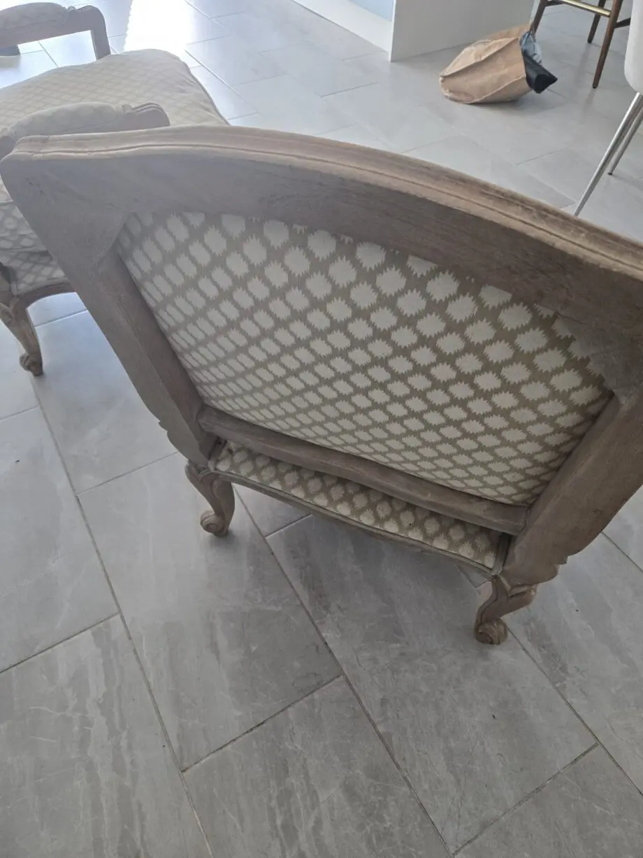 *Elegant French-Style Armchairs – Pair*