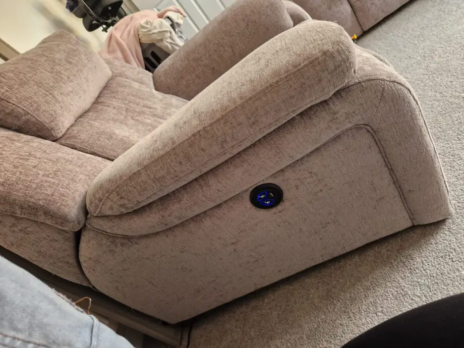 DFS Barrett Range, 4 Seater Lounge Set