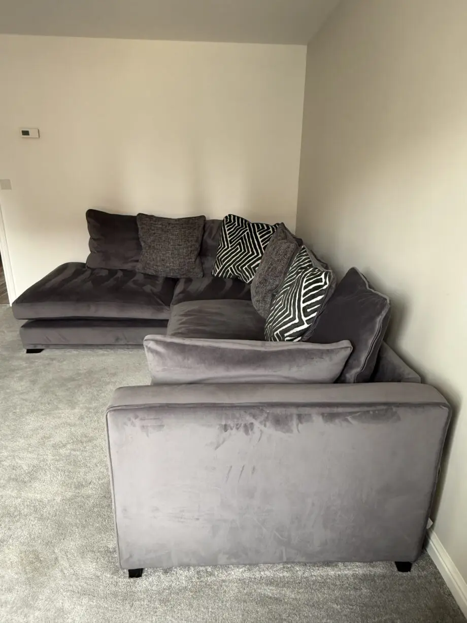 Emelia Pillow Back Right Hand Facing Arm 3 Seat Corner Sofa