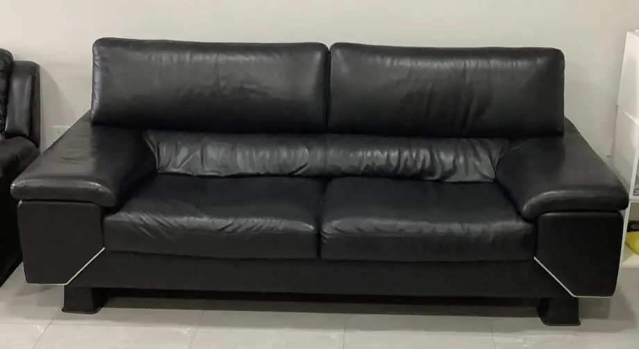 Torino black leather sofas