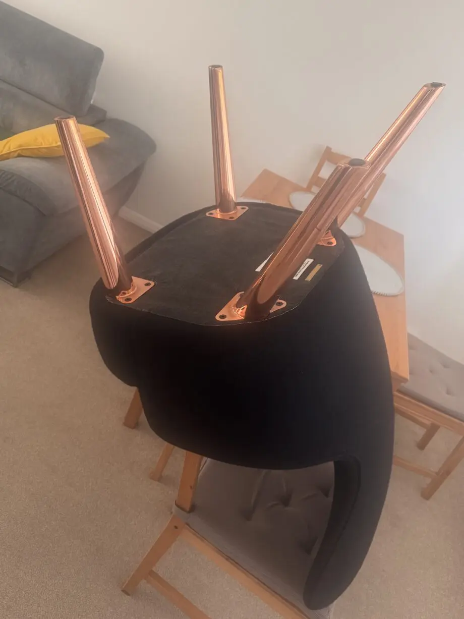 Tom Dixon armchair in black colour, good condition. 1 item