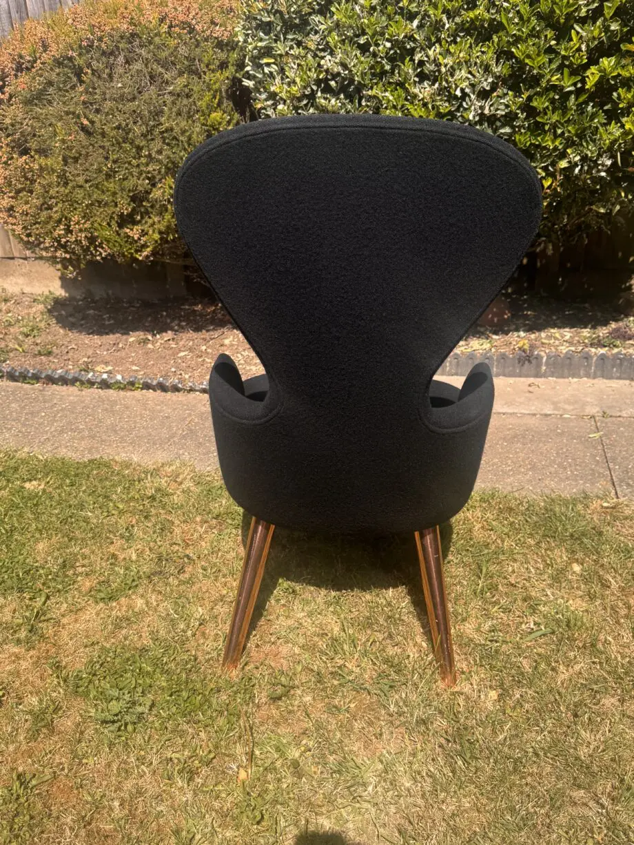 Tom Dixon armchair in black colour, good condition. 1 item