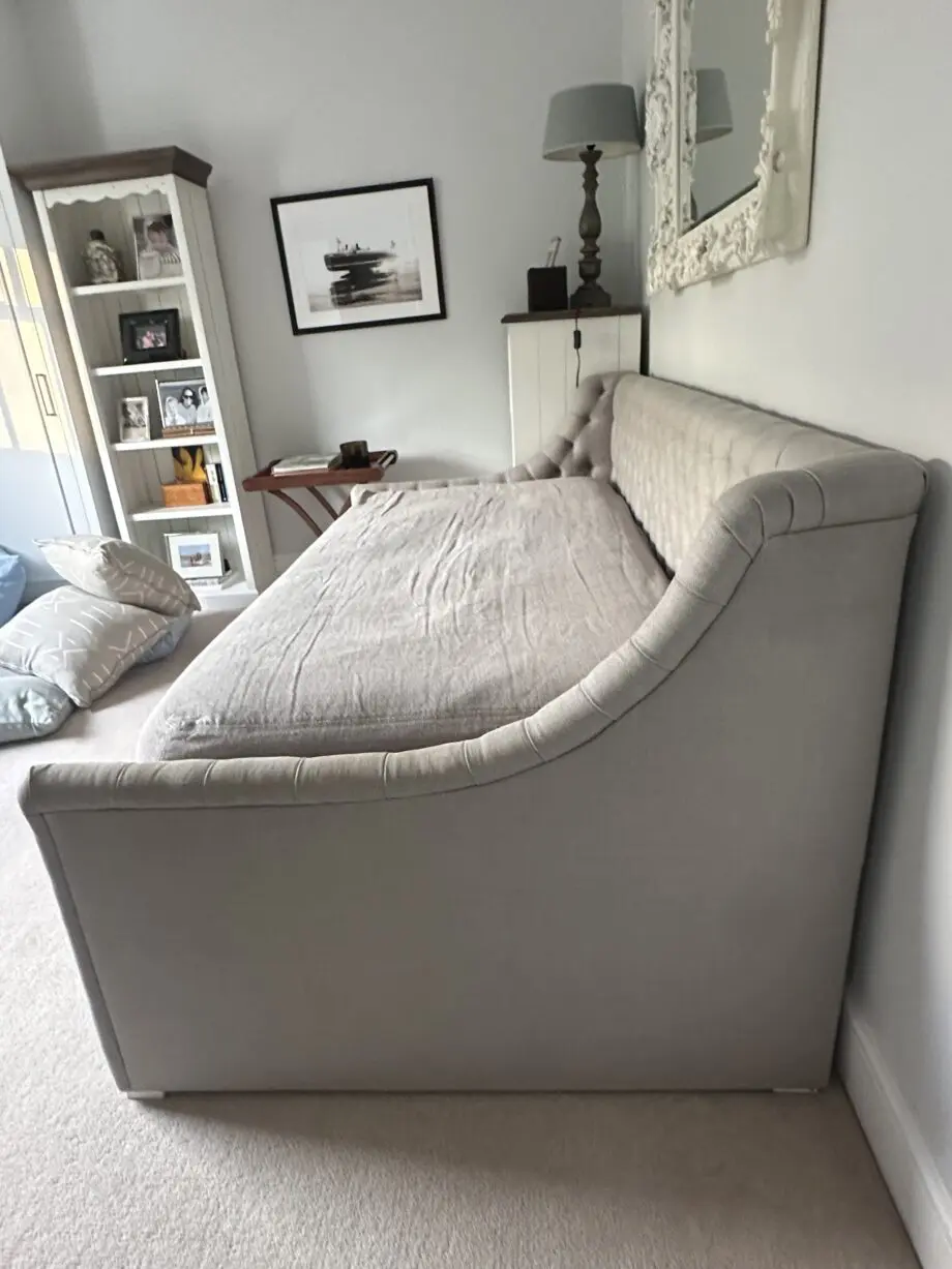 Sofa day bed with pullout bed (gray color, linen cover)