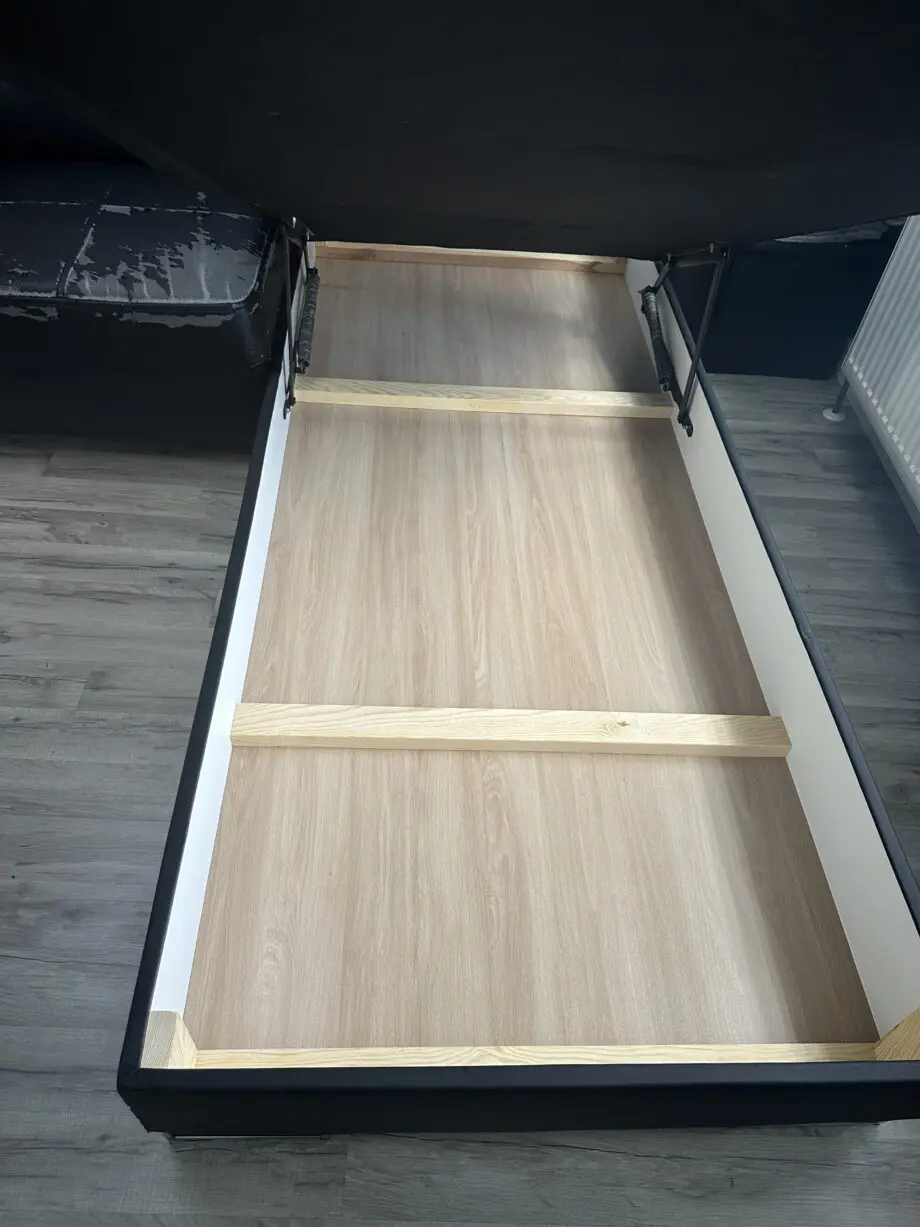 Corner sofa for sale