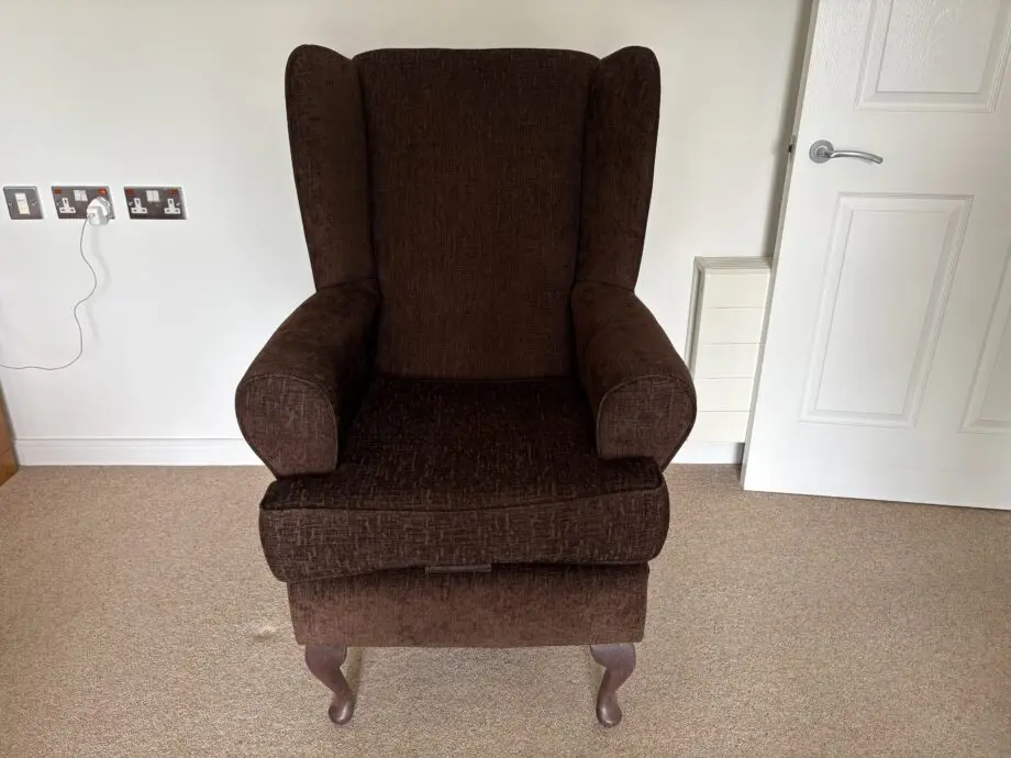 Eurodivani Brown High Back Chair