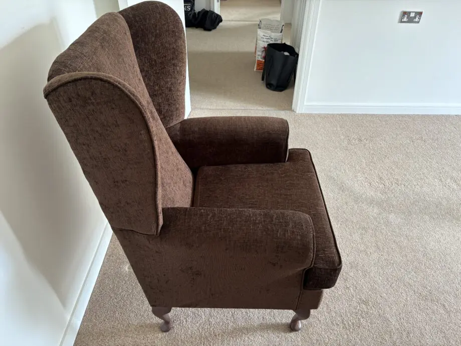 Eurodivani Brown High Back Chair