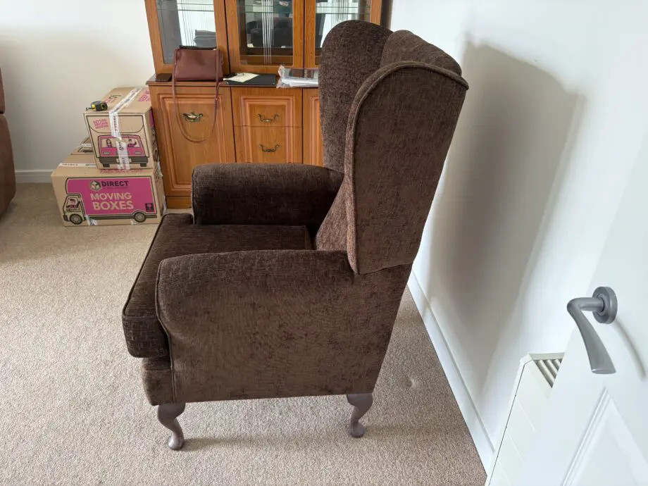 Eurodivani Brown High Back Chair