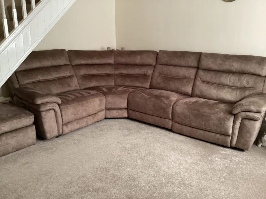 Corner sofa with recliners