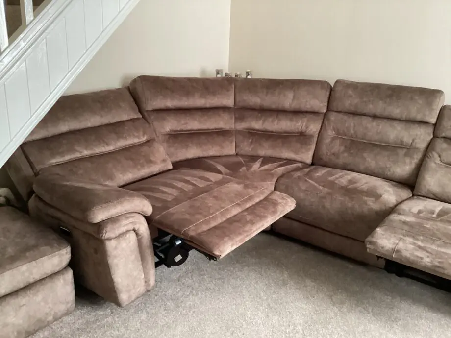 Corner sofa with recliners