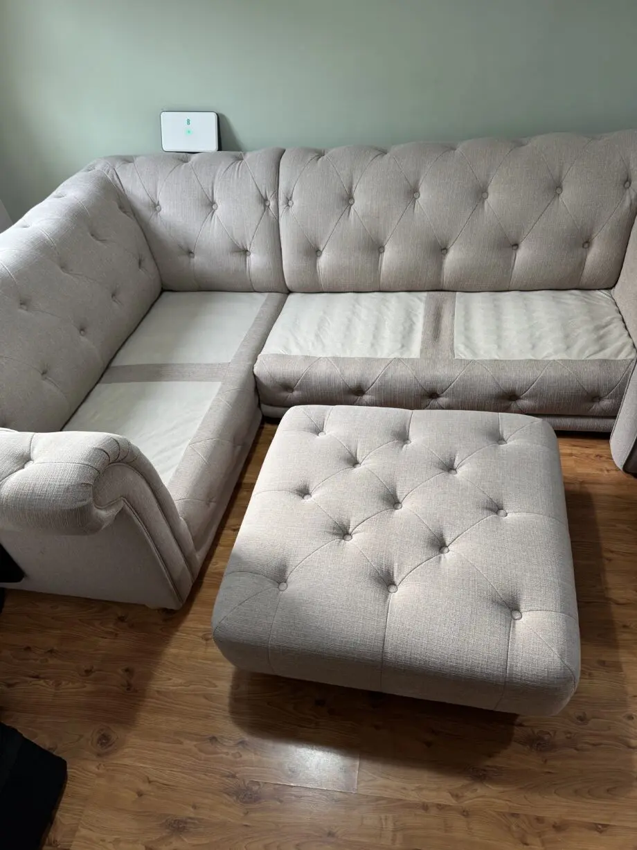 **‼️ R-Corner Chesterfield Sofa + Footstool‼️**