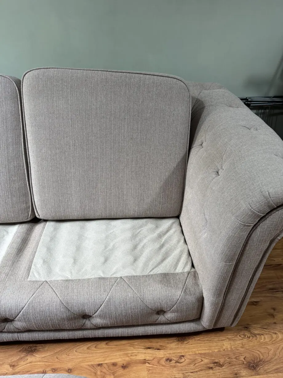 **‼️ R-Corner Chesterfield Sofa + Footstool‼️**