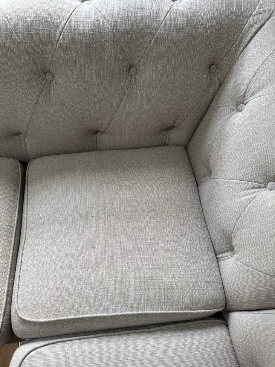 **‼️ R-Corner Chesterfield Sofa + Footstool‼️**