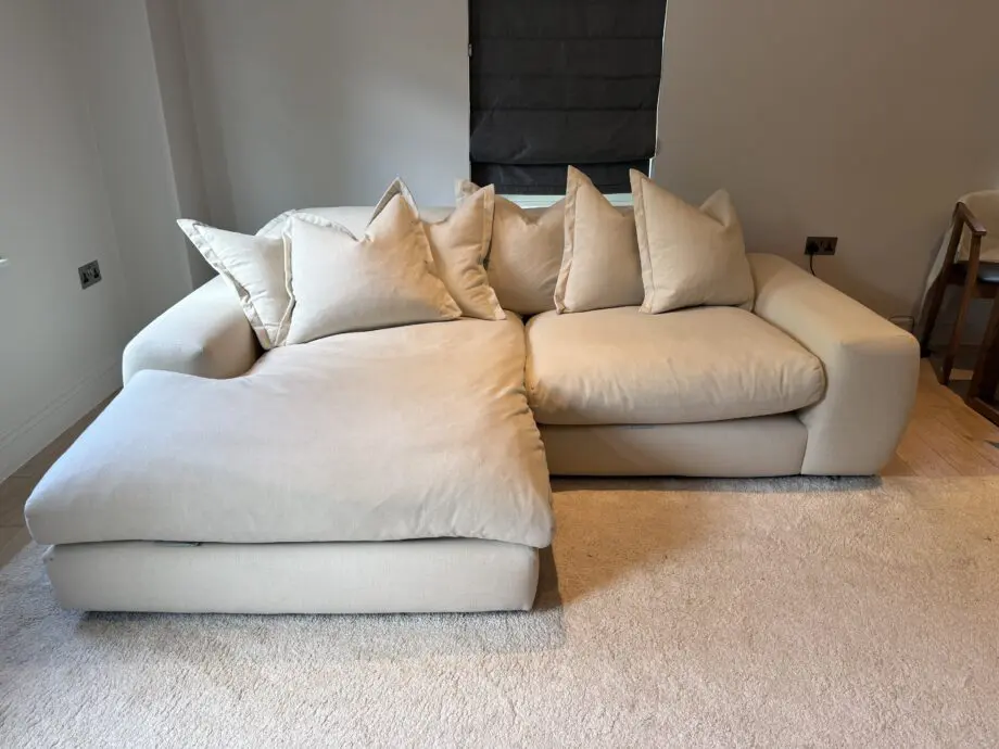 Loaf Medium Chaise Sofa (Shortbread Colour)
