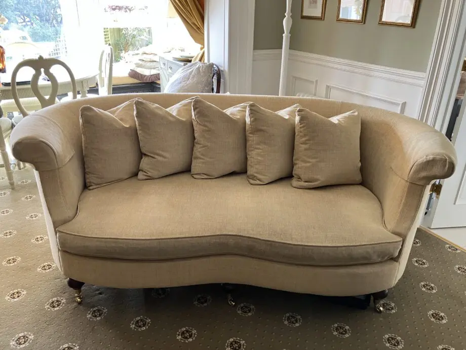 Wesley Barrell ‘tub style’ Clanfield 2.5 seater sofa