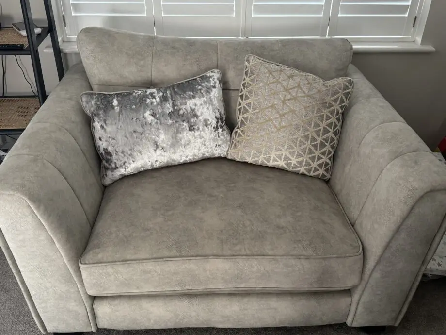 Furniture Village Oyster Beige Ariana 4 Seater Sofa & Cuddle Chair